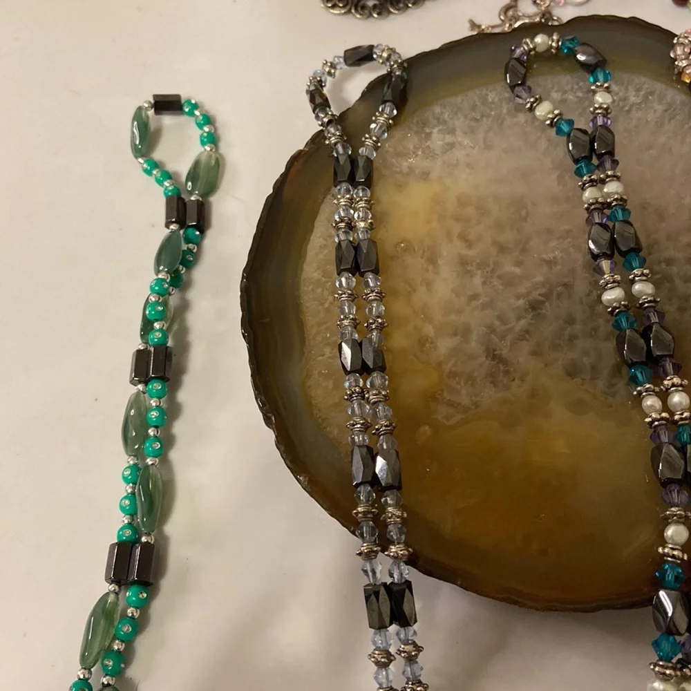 Magnetic necklaces Guc various length & choice color 20” 36” buy one buy all